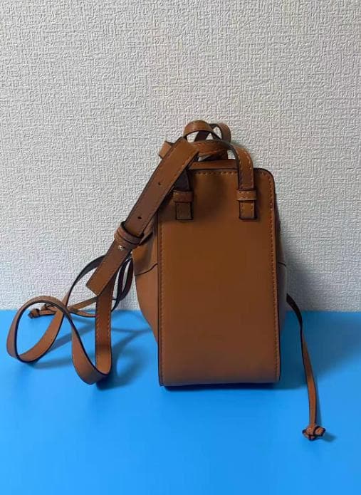 LOEWE ロエベ ハンモック ドローストリング ミニ バッグ ブラウン