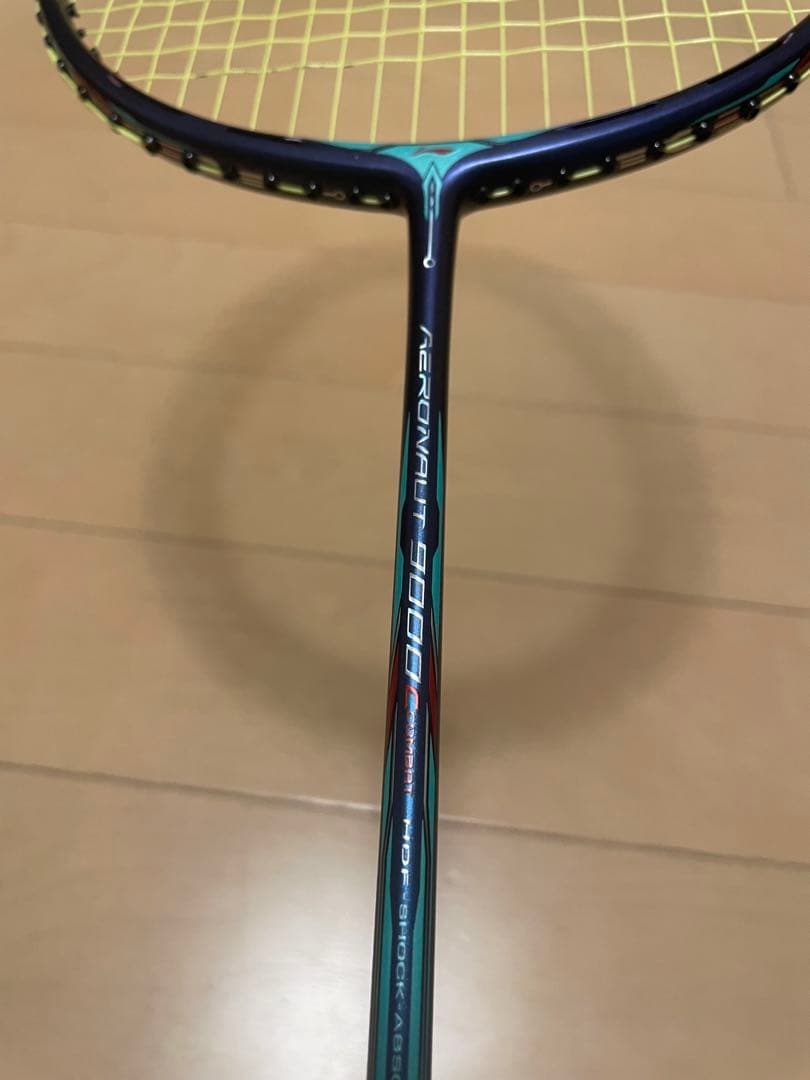 リーニンAERONAUT 9000C バドミントンラケット