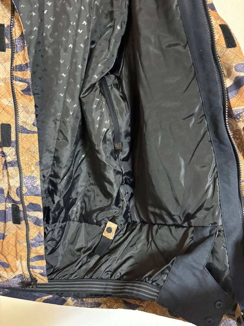 Quiksilver DRYFLIGHT スノーボードウェア S/P 迷彩