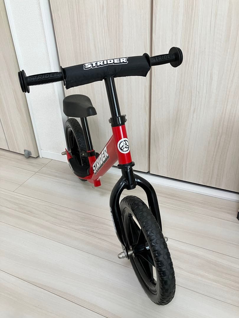 STRIDER バランスバイク SPORT レッド ストライダー　箱、説明書あり
