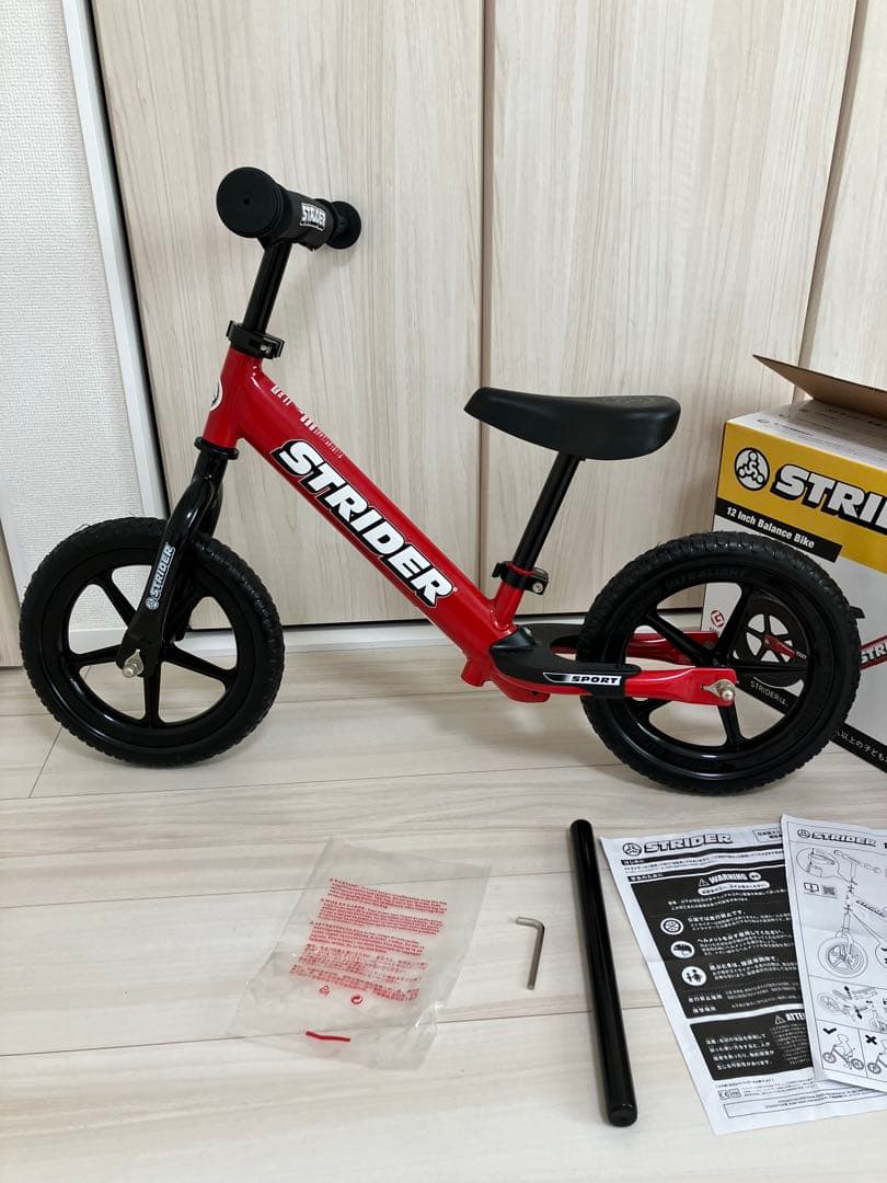 STRIDER バランスバイク SPORT レッド ストライダー　箱、説明書あり