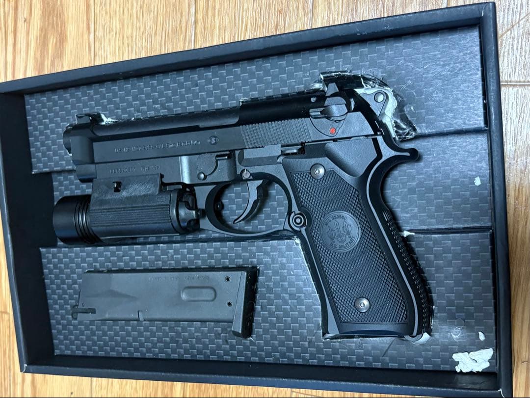 T*y様 東京マルイ M9A1 ガスブローバック +ライト
