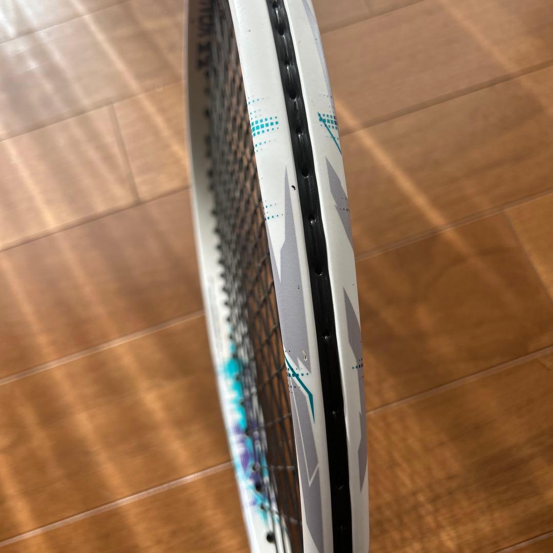 【値下げ】ヨネックス　ボルトレイジ5V UXL0