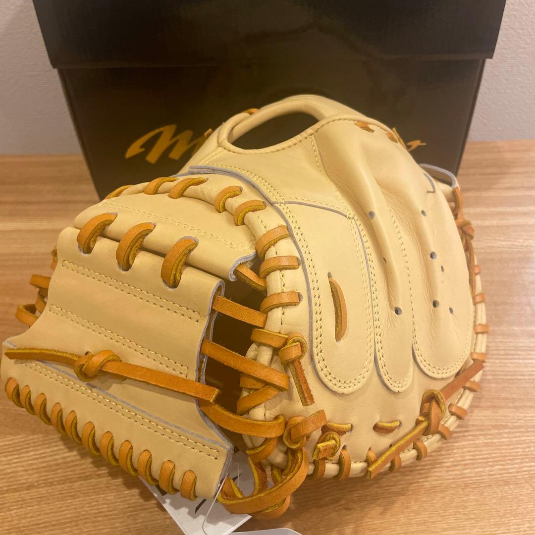 ミズノプロ　硬式用　キャッチャーミット　定価68,200円　高校野球対応