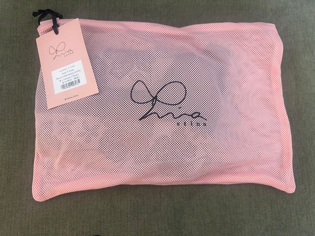 【新品】ポーチ付 Mサイズflower embroidery