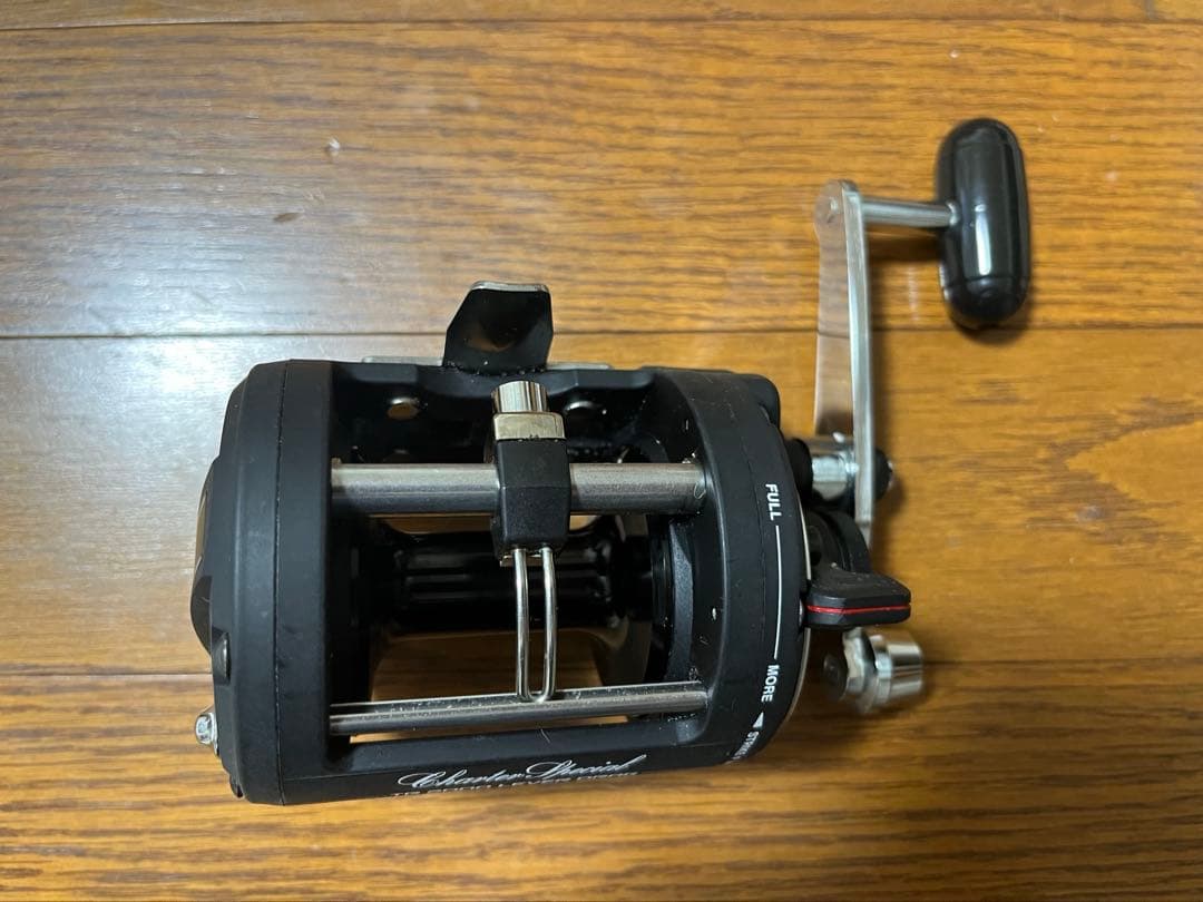 SHIMANO Charter Special TR 2000 LDベイトリール