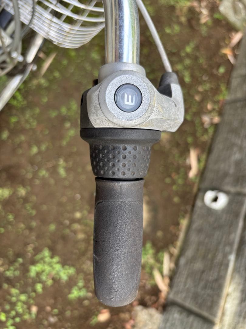 電動アシスト自転車 。 充電器、バッテリー1個付きです。引き取り限定お買得品