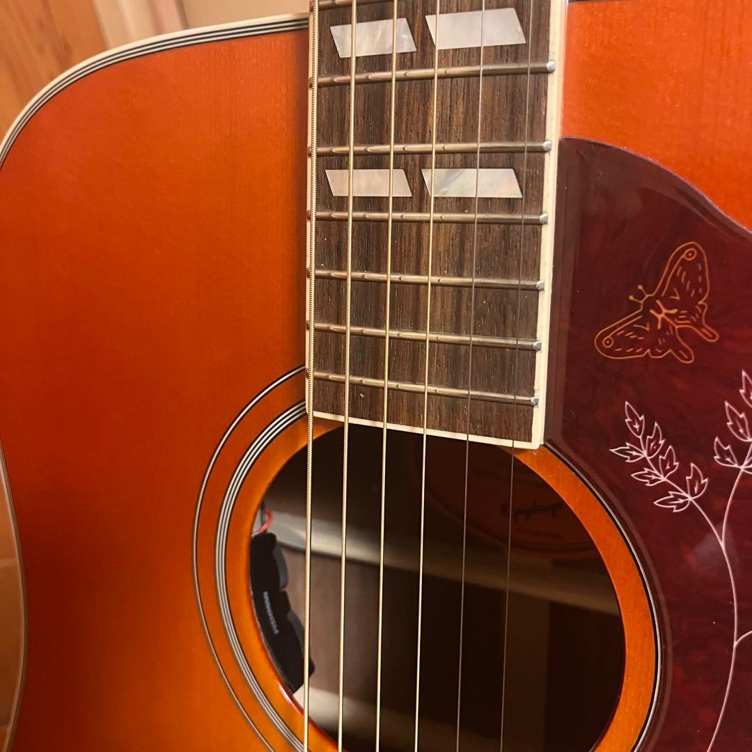 ギター Epiphone inspired by Gibson Hummingbird