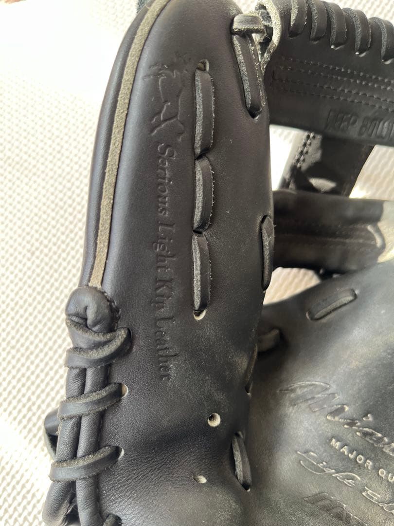 ミズノプロ　硬式グローブSoranos Light Kip Leather
