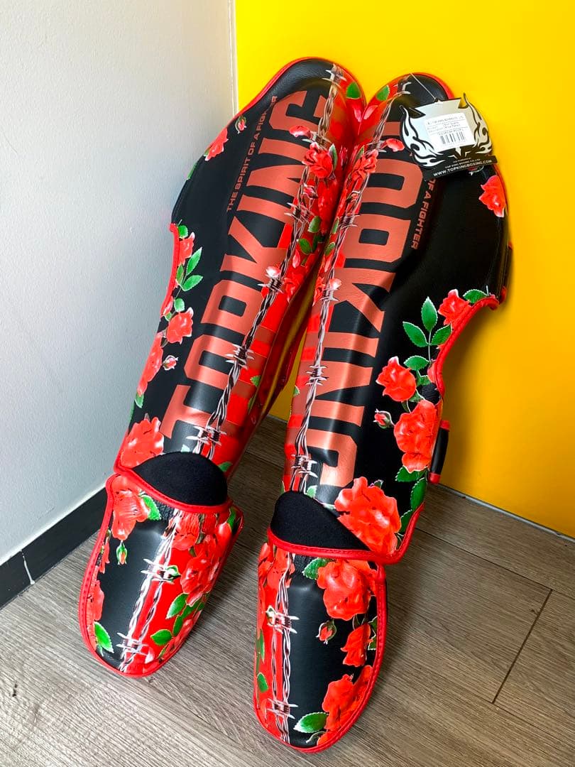 新品 Mサイズ 薔薇 黒×赤 レガース トップキング TOP KING 本革