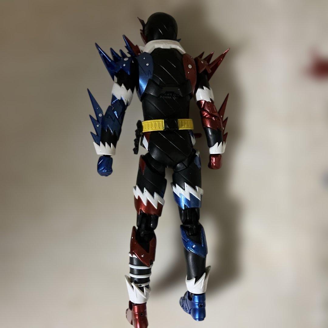 仮面ライダービルド　ラビットタンクスパークリングフォーム