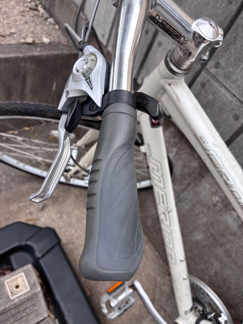 ホワイト クロスバイク 標準サイズ　部品どり　ジャンク　merida メリダ