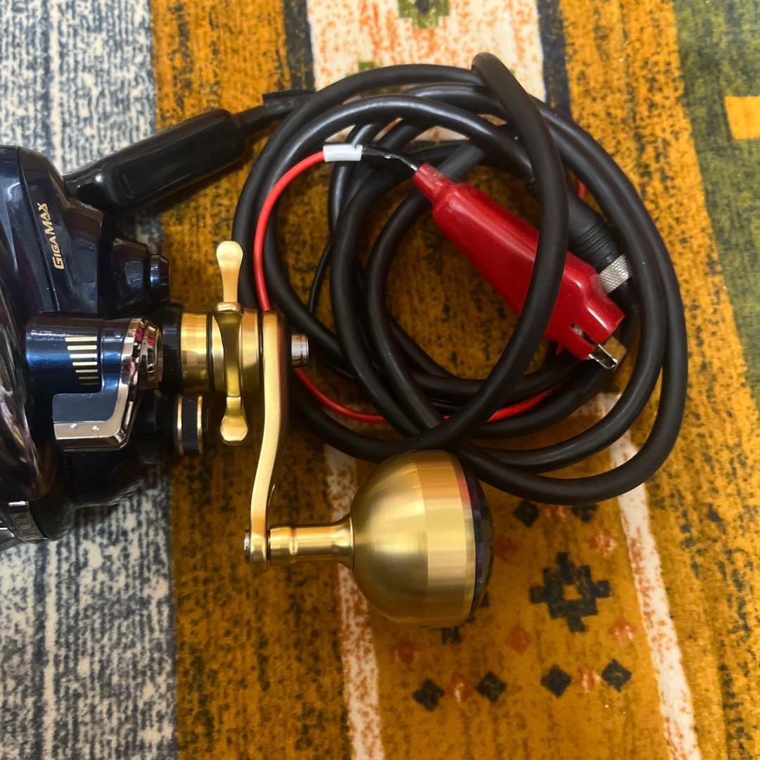 お値下げしました　SHIMANO ビーストマスター2000