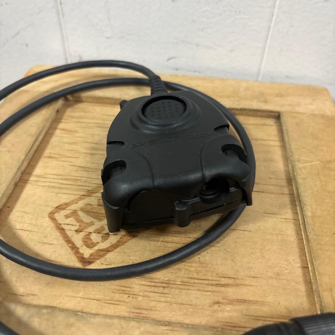 美品　米軍 実物　PELTOR PTT スイッチ アダプター ペルター　②