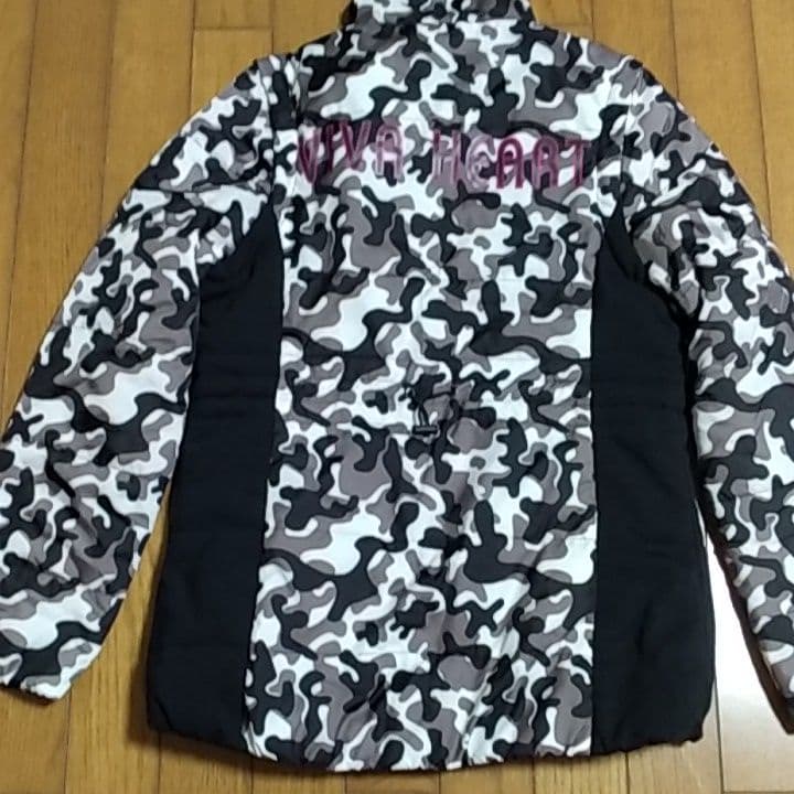ビバハートゴルフウェア