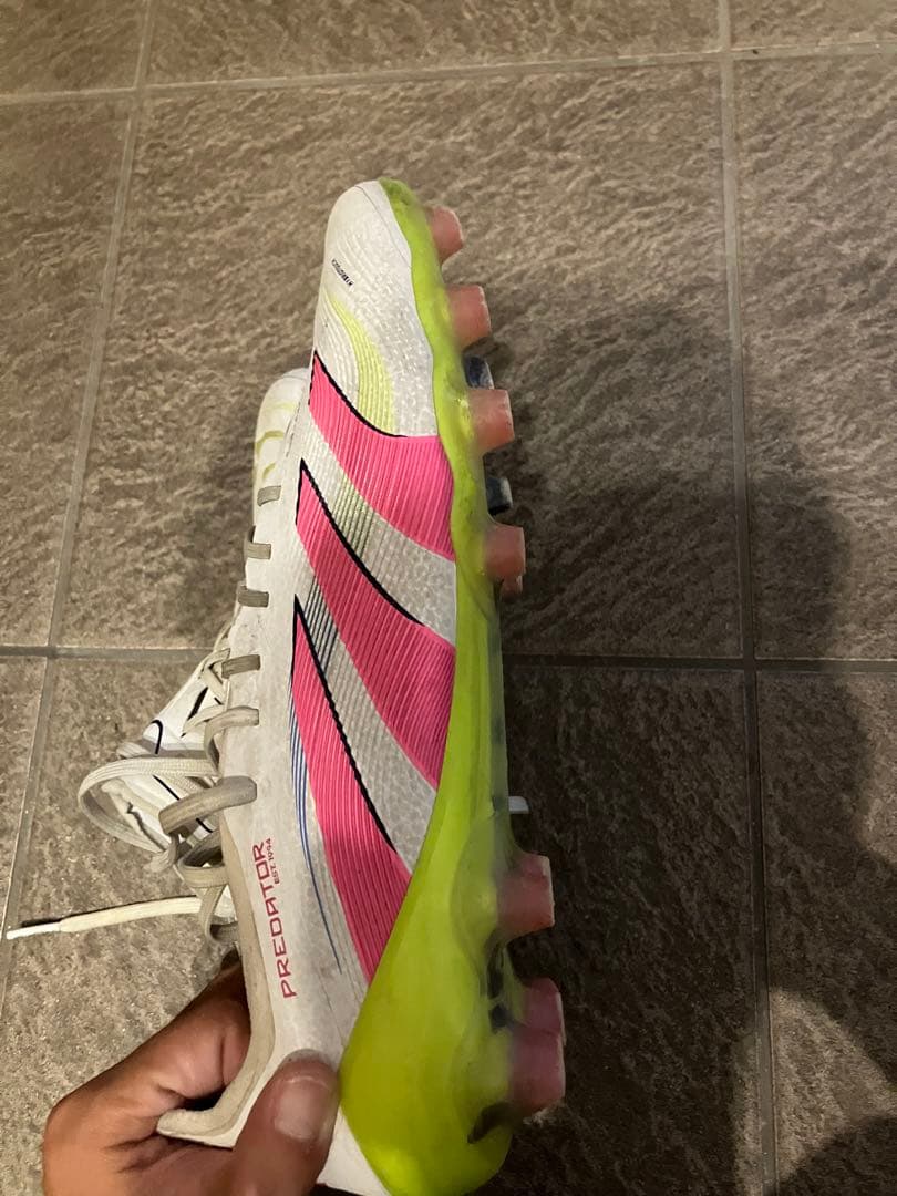 Adidas Predator サッカーシューズ ホワイト/ピンク