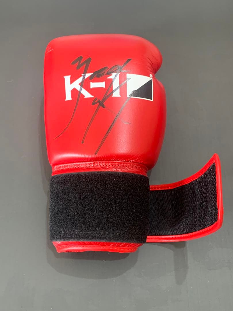 K-1 与座優貴 サイン入りボクシンググローブ 14oz 赤