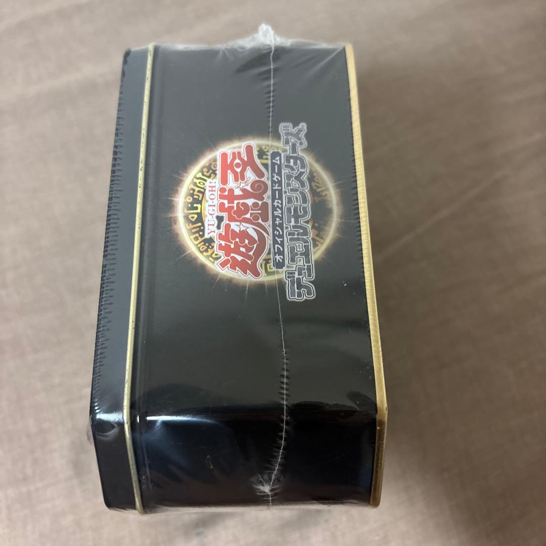 【新品未開封】遊戯王 ブースターパックコレクターズTIN 2005