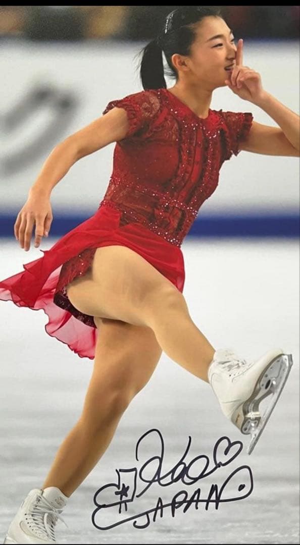 坂本花織 直筆サイン付き写真 世界女王 女子フィギュアスケート　証明書付 1枚⑤
