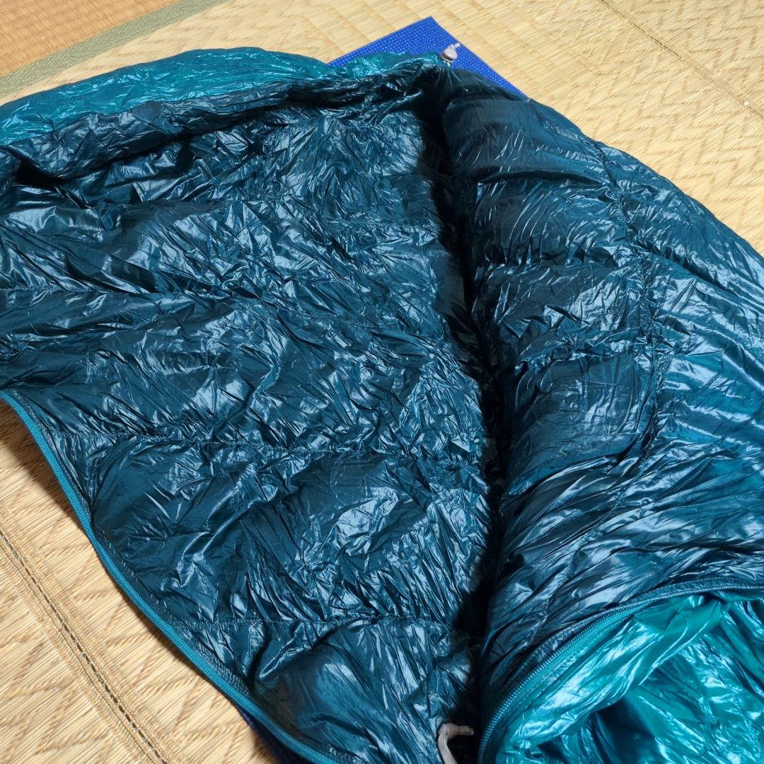 【極美品】montbellダウンハガー800#3 ダウンシュラフ寝袋モンベル