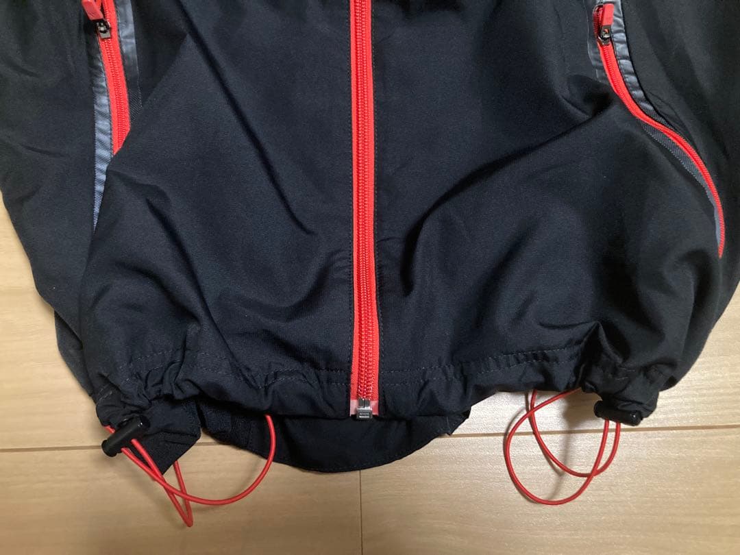adidas Predator ナイロンジャケット ブラック/レッド