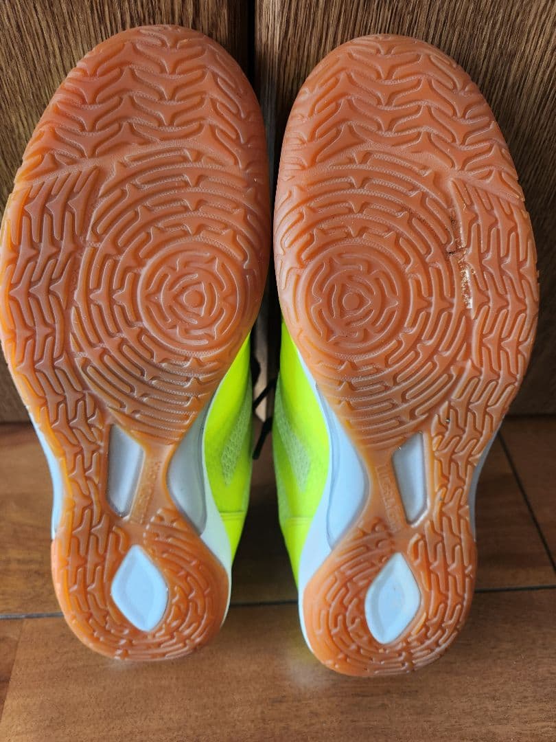 Luz フットサルシューズ 蛍光イエロー　27.0