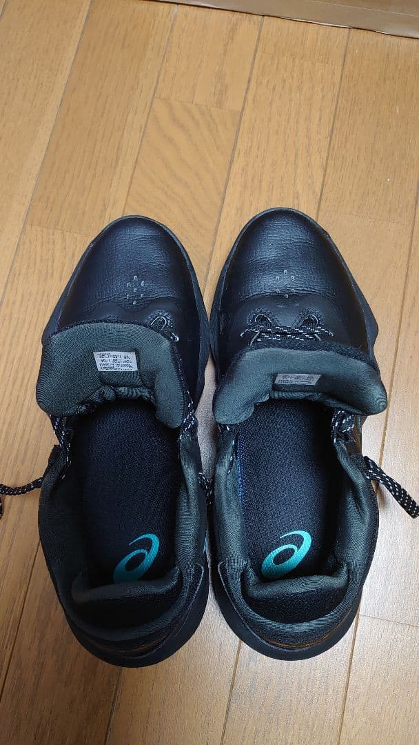 アシックス　バッシュ　ノヴァ サージ LOW 26.5cm