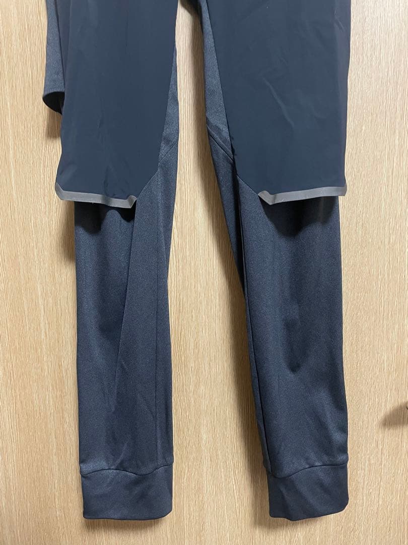 On ランニングパンツ　レディースXS