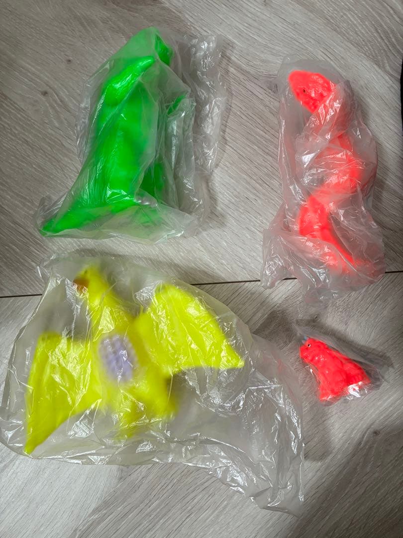 サンガッツ本舗 怪獣総進撃シリーズAB 8体セット蛍光カラー 墓場の画廊　新品