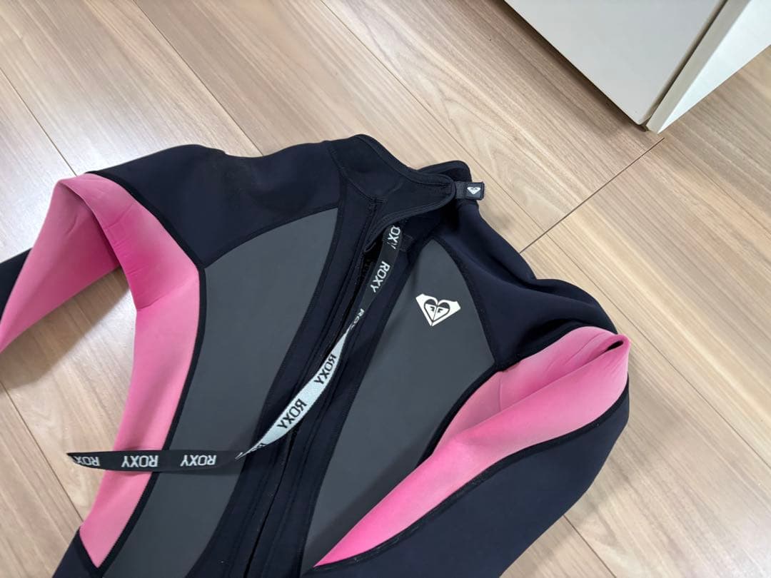 ★美品★お洒落　ロキシー　フルスーツ　ウエットスーツ　サーフィン　可愛い