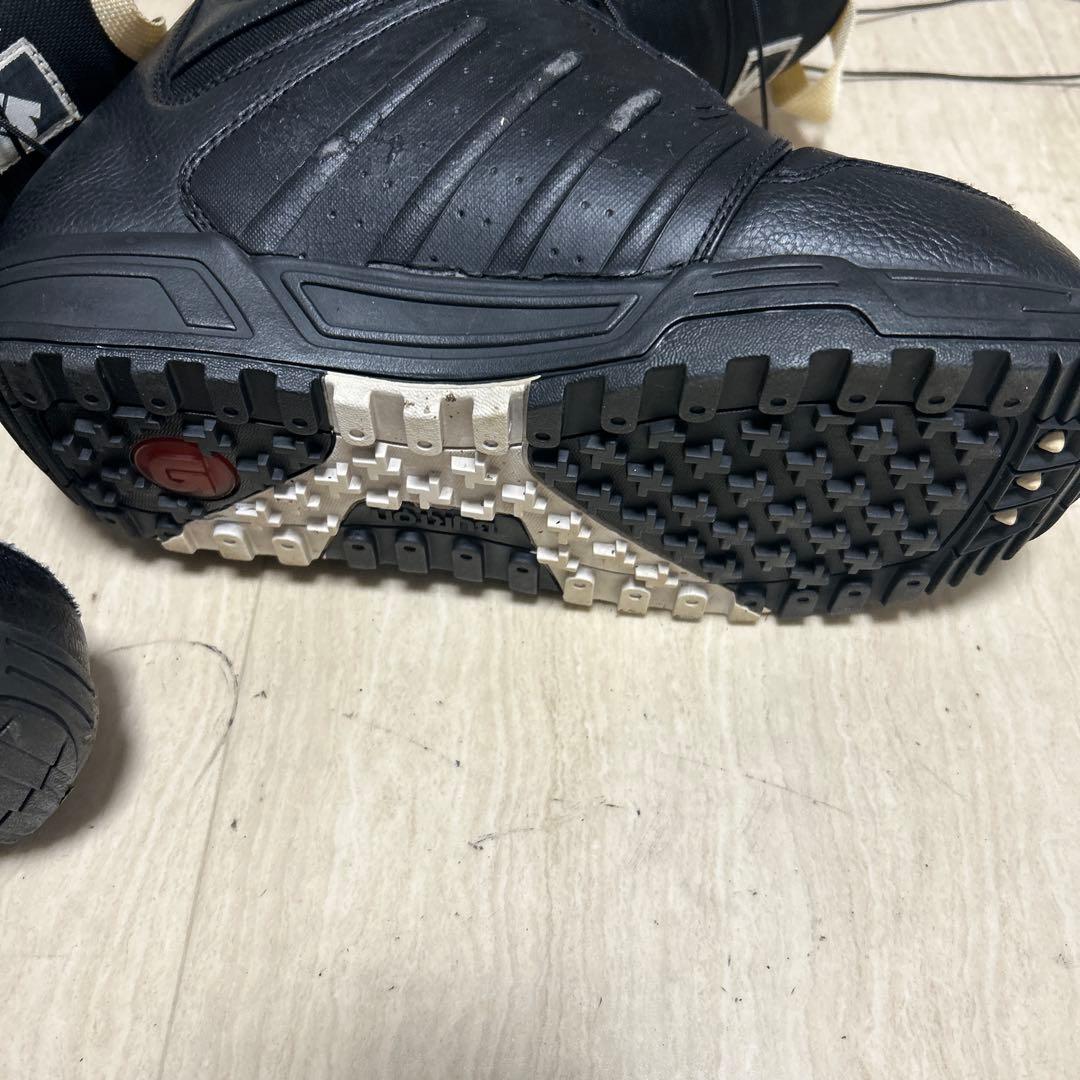 Burton MOTOスノーボードブーツ 27cm ブラック　ケース付き！