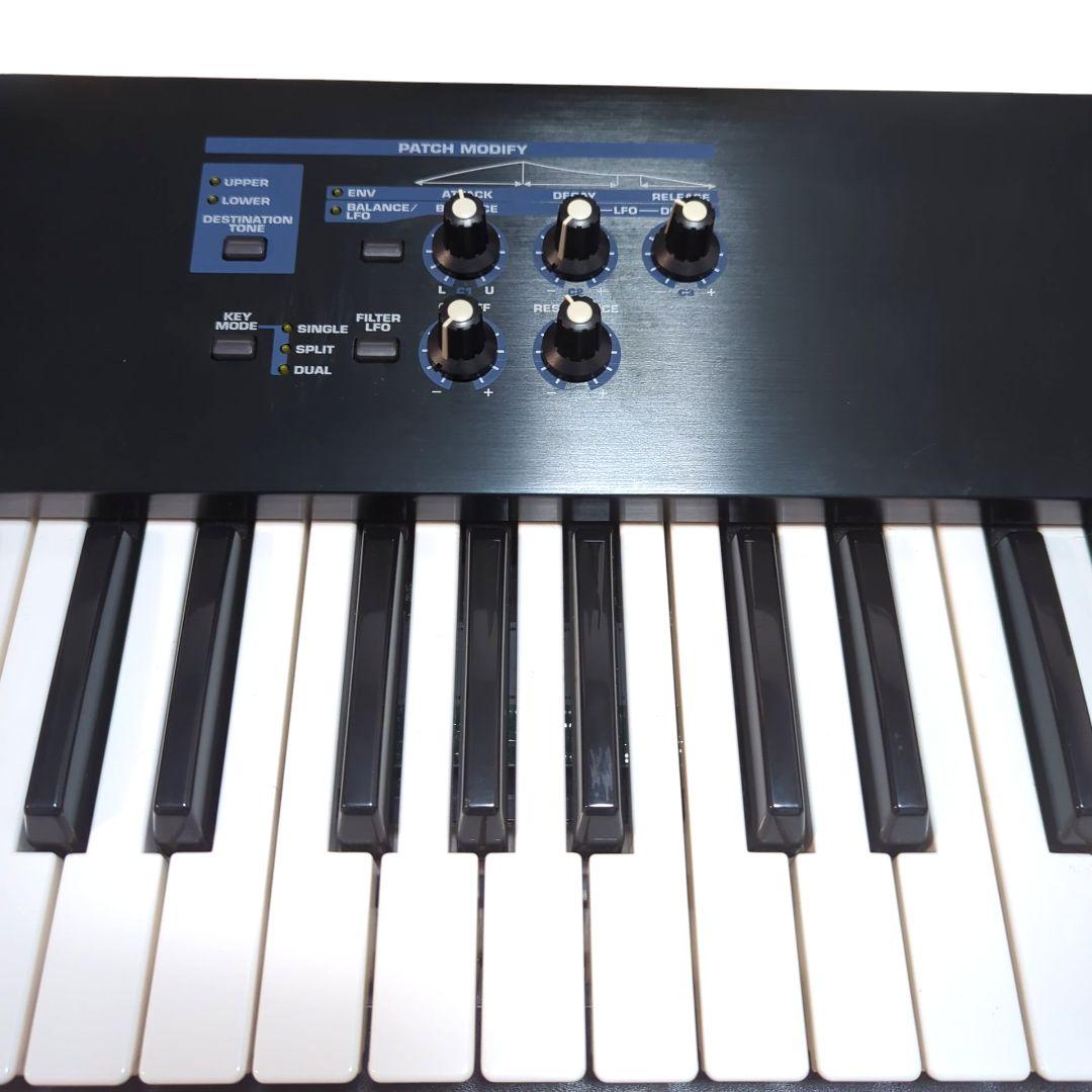 美品★Roland JUNO-D シンセサイザー 61鍵 ソフトケース付き