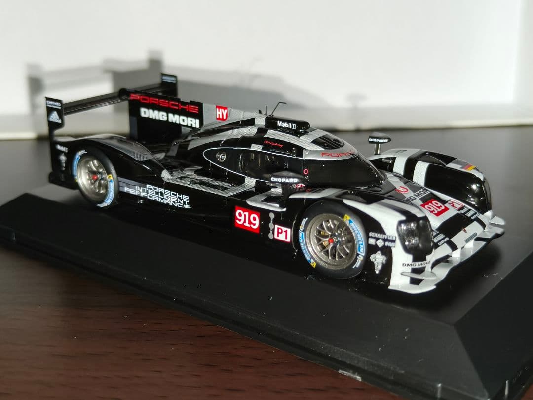 1/43 Porsche 919 Hybrid ダイキャストミニカー