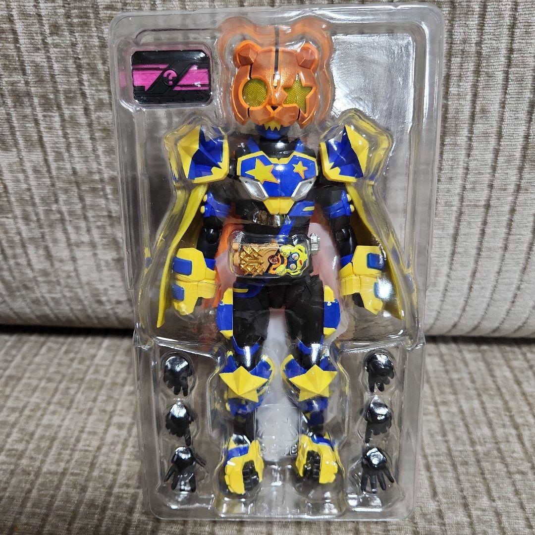 S.H.Figuarts 仮面ライダーパンクジャック フィーバーモンスターフォ…