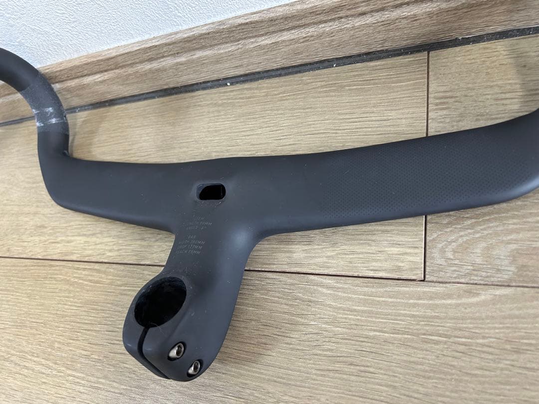 パーツ Roval Rapide Cockpid 380/90mm
