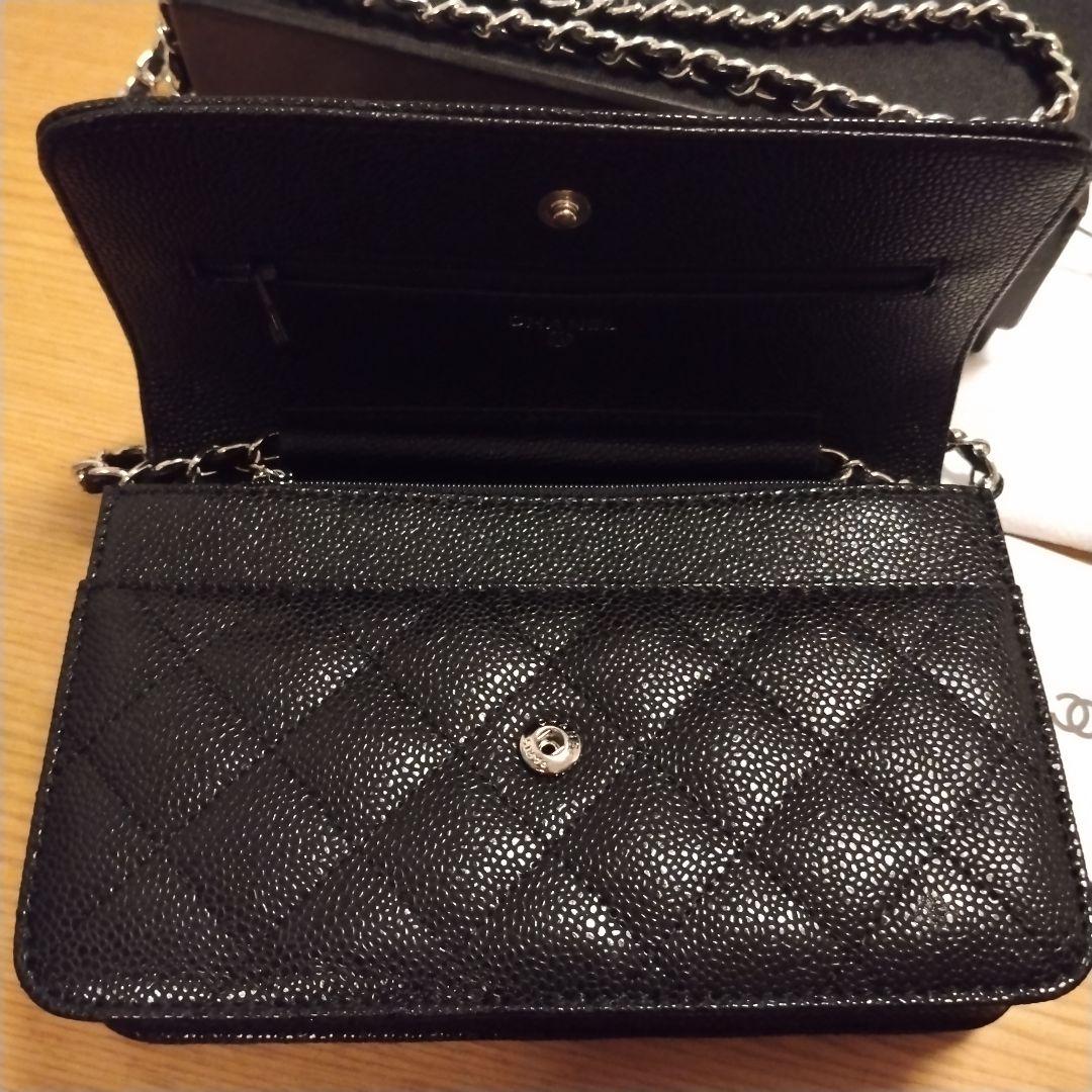 CHANEL ブラック チェーンウォレット　シルバー　ショルダーバッグ　シャネル