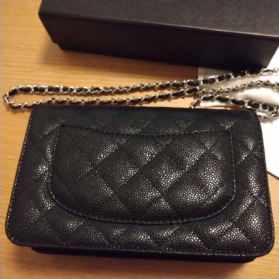 CHANEL ブラック チェーンウォレット　シルバー　ショルダーバッグ　シャネル