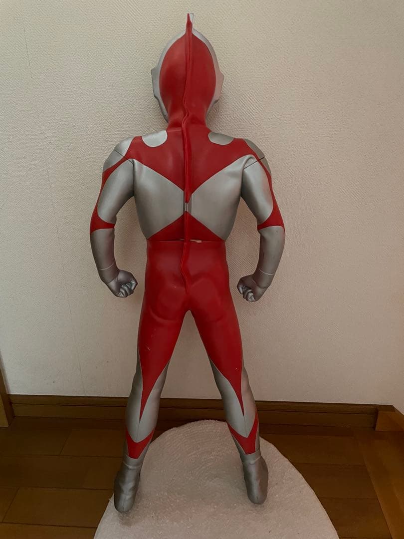 復刻版 海洋堂 ハイパーソフビ「ウルトラマン」