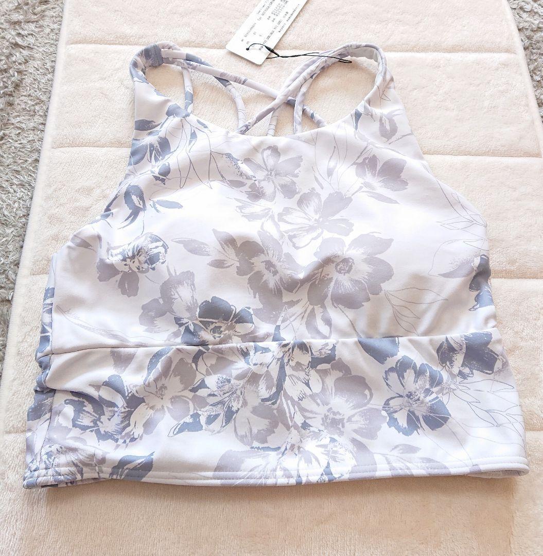 新品 ジュリエ かわいい スノーフラワープリント ヨガウェア