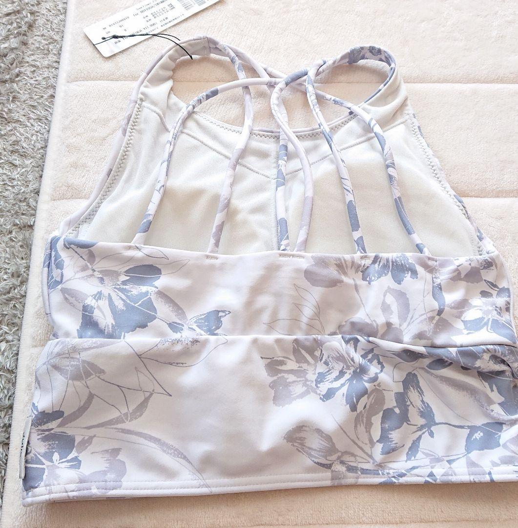 新品 ジュリエ かわいい スノーフラワープリント ヨガウェア