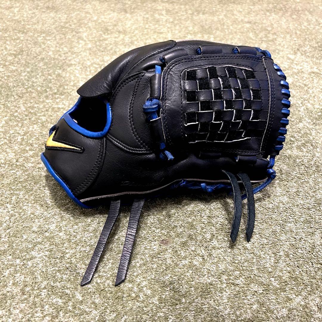 超美品 NIKE ナイキ 硬式 投手用グラブ