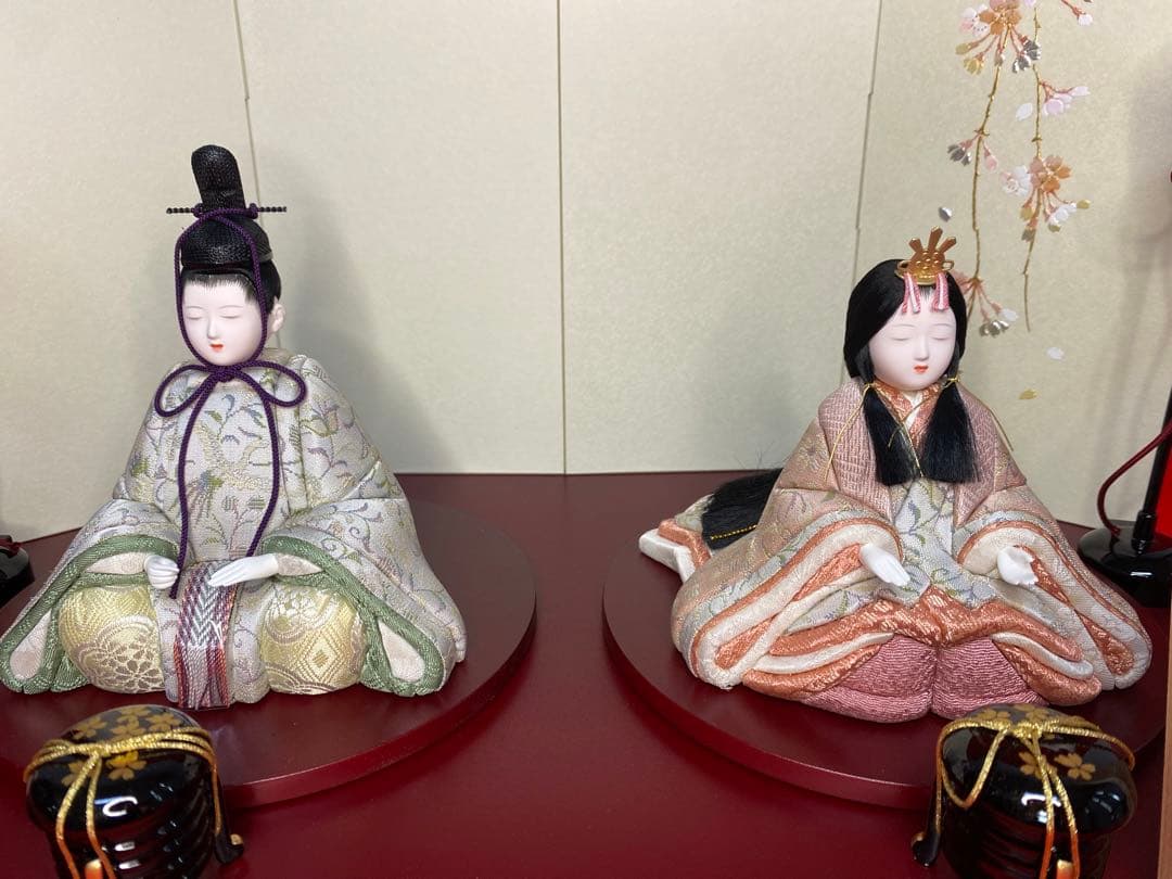 一秀作　江戸木目込人形　雛人形　親王平飾り・間口約４５×奥行約３０×高さ約３２㎝