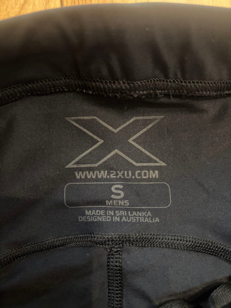 2XU メンズ S 黒 ハーフレングスパンツ