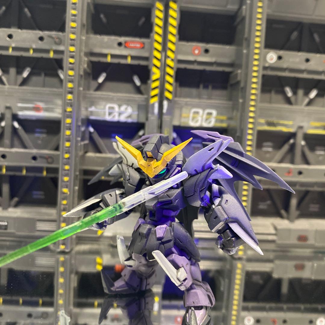 アキヒロ