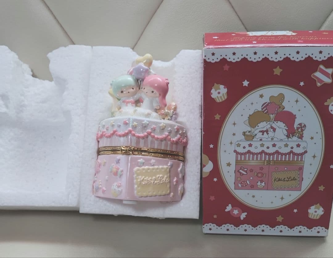 新品♡陶器♡キキララ　小物入れ