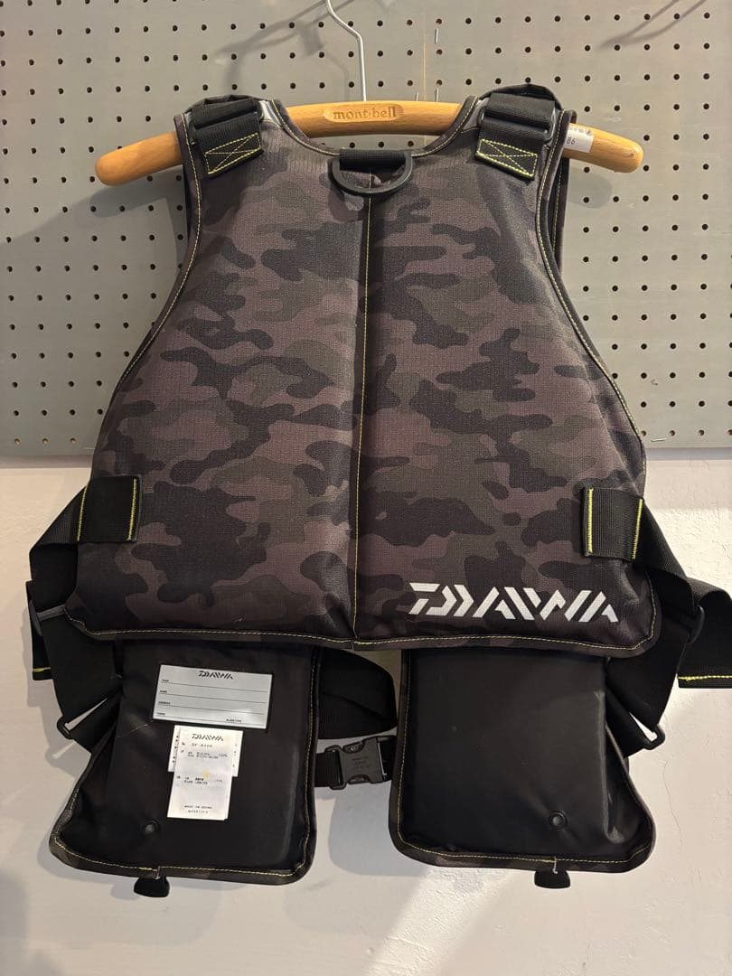 Daiwa フローティングベスト