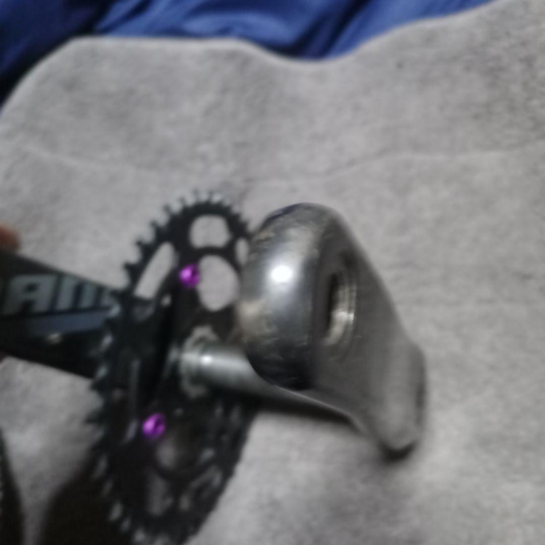 SRAM（グラム）Force　カーボンクランク　　GXP 規格170mm　中古品