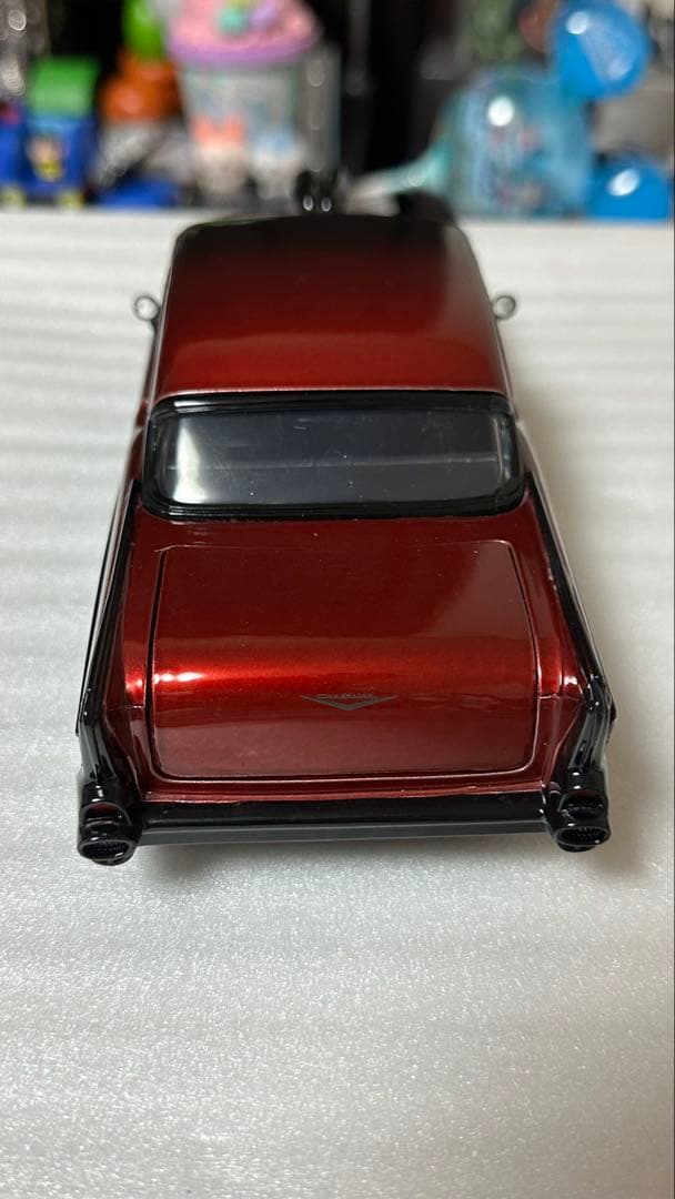 早い者勝ち！美品！1957年型キャデラックとCHEVROLET　BEL　AIR