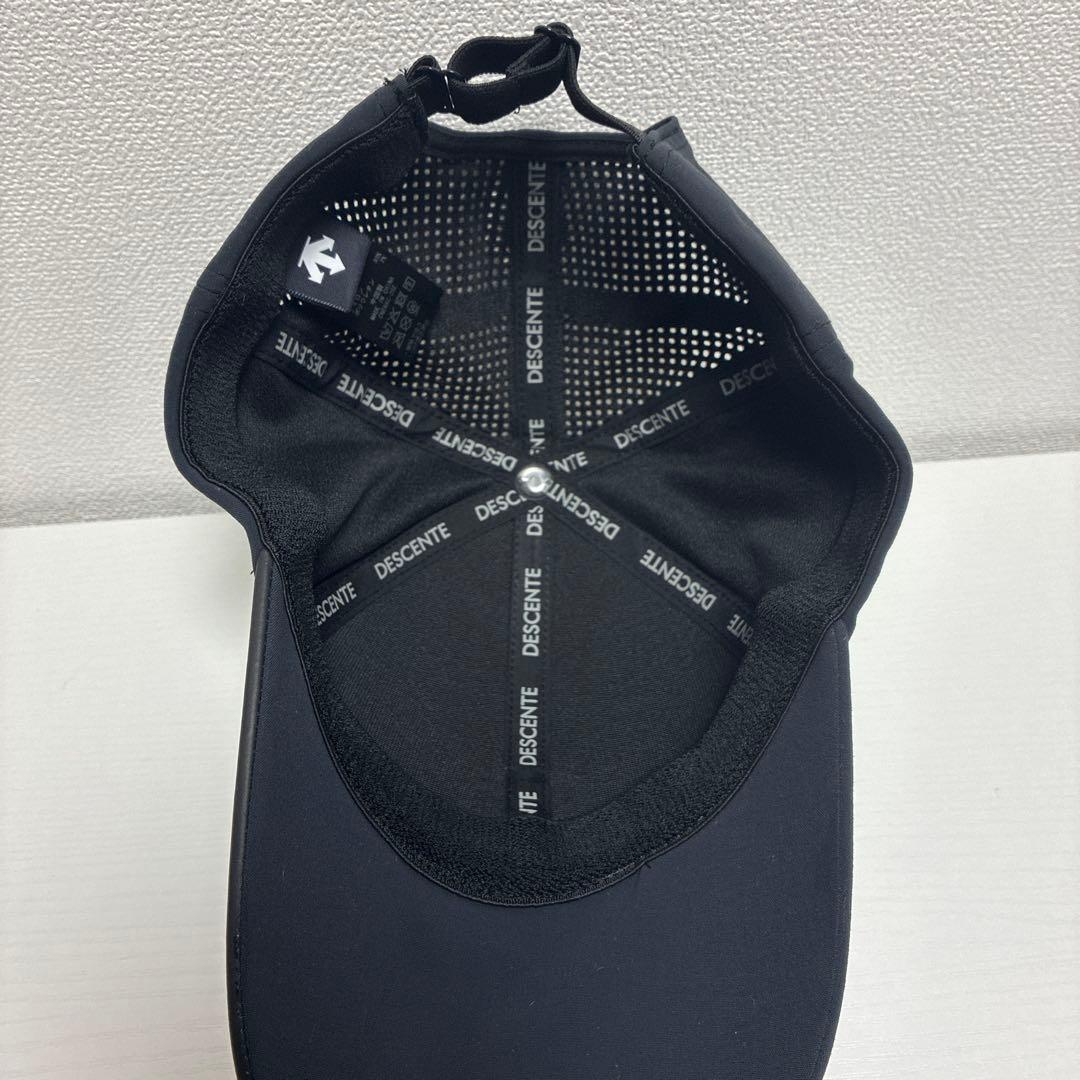 【美品】デサントゴルフ ロゴデザインキャップ