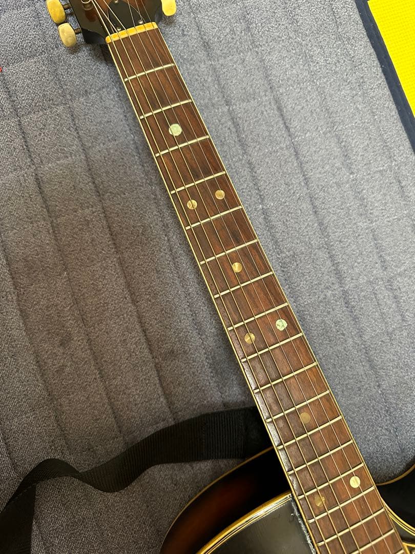 SUZUKI アコースティックギター フルアコ　NAGOYA ピックギター